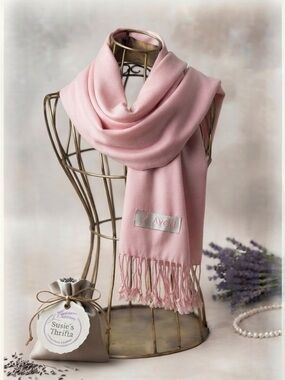 Avon Pink Ribbon Breast Cancer Awareness Viscose Scarf/Wrap